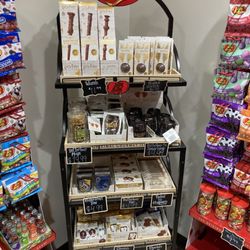 Tethan's Candy & Confections