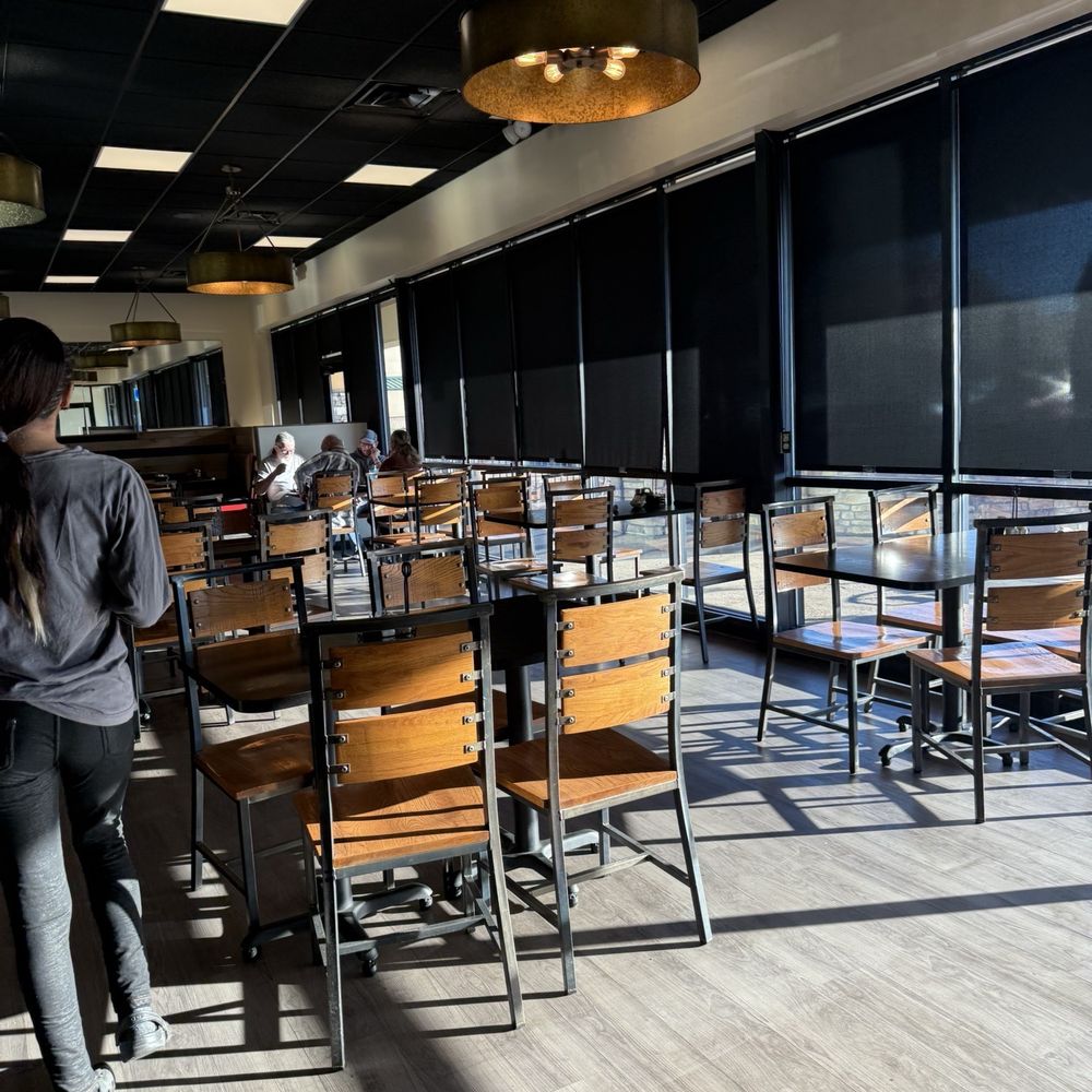 Wally Waffle - Breakfast & Brunch Near Me - Akron, Ohio