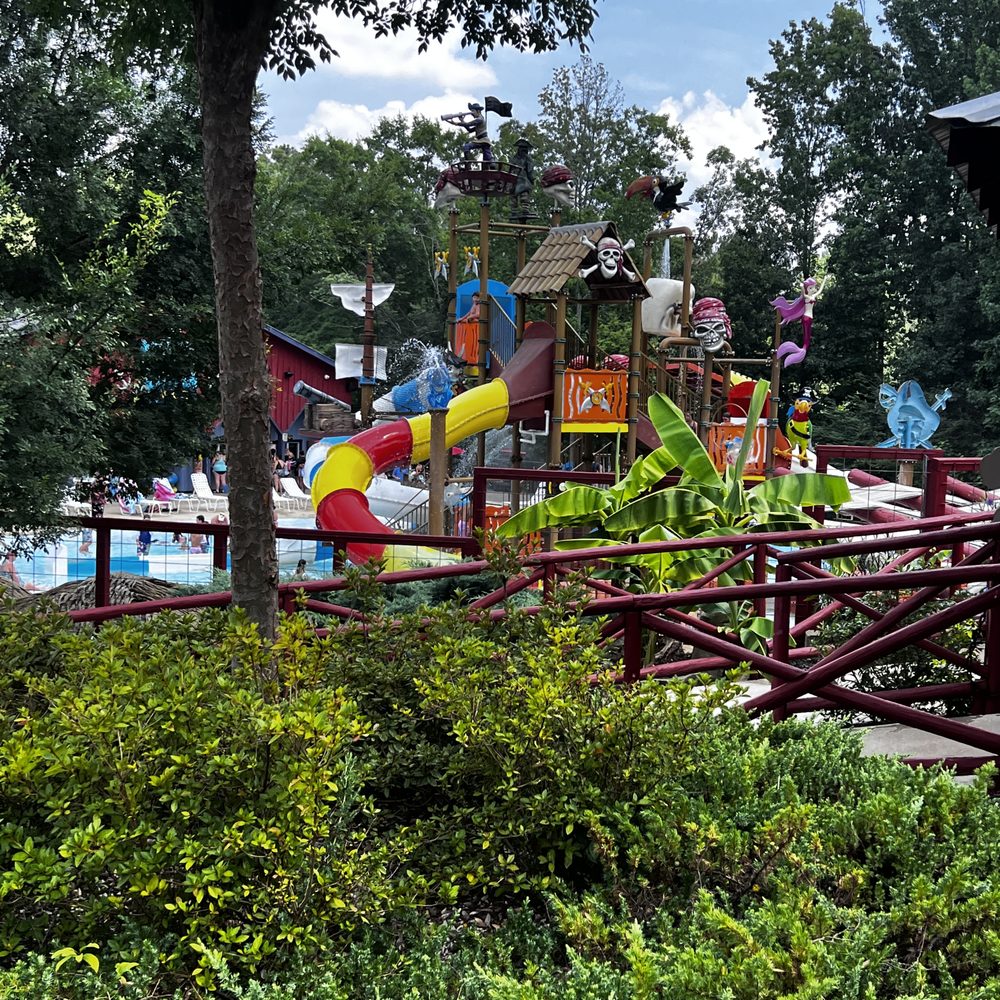 Pirates Bay Waterpark Leesburg - Water Parks Near Me - Leesburg, Alabama Pirates Bay Waterpark Leesburg - Water Parks Near Me - Leesburg, Alabama