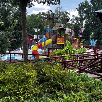 Pirates Bay Waterpark Leesburg - Water Parks Near Me - Leesburg, Alabama