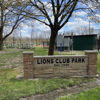 Lions Park - Parks Near Me - Zionsville, Indiana Lions Park - Parks Near Me - Zionsville, Indiana