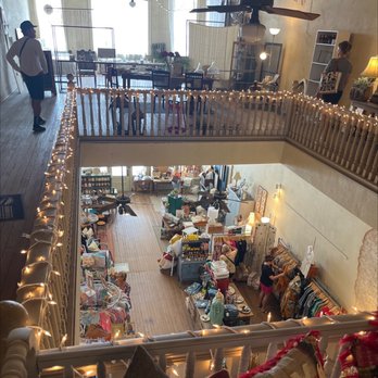Friends - Antiques Near Me - Cuero, Texas Friends - Antiques Near Me - Cuero, Texas