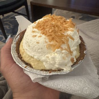 Leoda's Kitchen and Pie Shop - Coconut cream pie - Breakfast & Brunch Near Me - Lahaina, Hawaii Leoda's Kitchen and Pie Shop - Coconut cream pie - Breakfast & Brunch Near Me - Lahaina, Hawaii