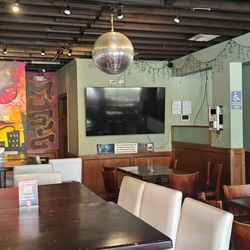Brewfish Bar & Grill - Middle room