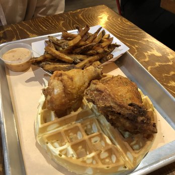 Cluck Clucks - Chicken Shop Near Me - Toronto, Ontario