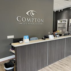 Compton Eye Associates - Front desk