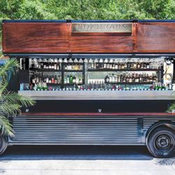 RoadHaus Mobile Cocktails - The RoadHaus Mobile Cocktails flagship bar: a fully restored and custom-built 1967 Citroën H Van.