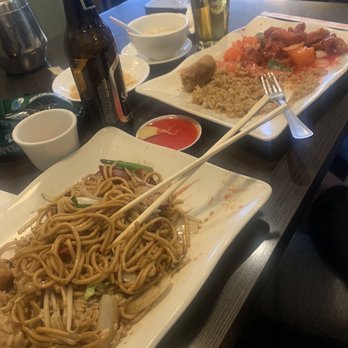 Panda Garden - Pork low mein & Sweet and Sour Chicken - Chinese Near Me - San Marcos, California Panda Garden - Pork low mein & Sweet and Sour Chicken - Chinese Near Me - San Marcos, California