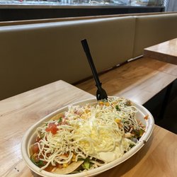 Dosbros Fresh Mexican Grill - Carnitas Nachos
