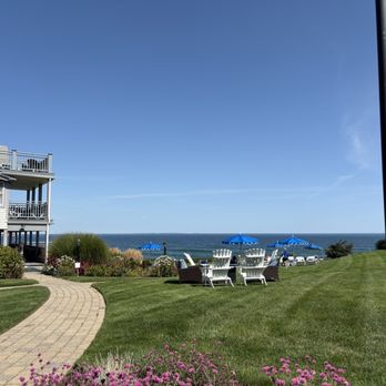 Blue Bistro - View from the garden - American Near Me - Ogunquit, Maine