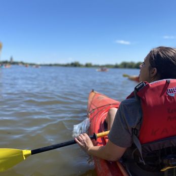 Kayak Starved Rock - Rafting/Kayaking Near Me - Ottawa, Illinois Kayak Starved Rock - Rafting/Kayaking Near Me - Ottawa, Illinois