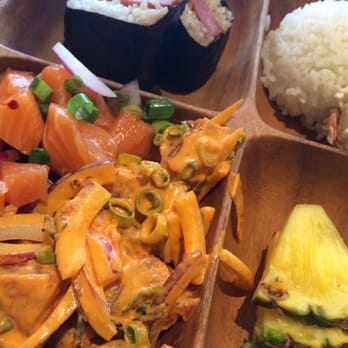 Hukilau - Poke dinner plate - Hawaiian Near Me - San Jose, California