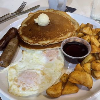 Smoky Yolk Cafe - Breakfast & Brunch Near Me - Charleston, South Carolina Smoky Yolk Cafe - Breakfast & Brunch Near Me - Charleston, South Carolina