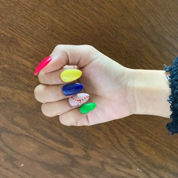 Evolution Nail Studio - Nail Salons Near Me - Depew, New York