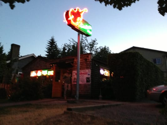 Fiddler's Inn Pub & Pizza by null