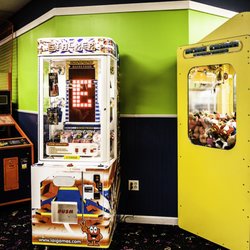 Airport Plaza Bowl