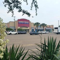 Harbor Freight Tools - Driving in