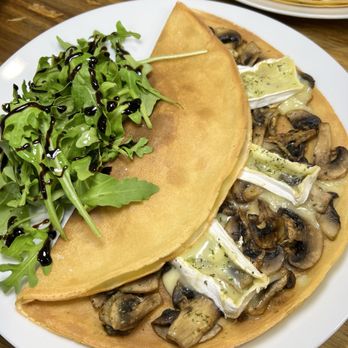 French Lunch - Crepe mushroom & Brie - French Near Me - Oakville, Ontario