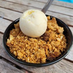 Le Petit Troc - Crumble