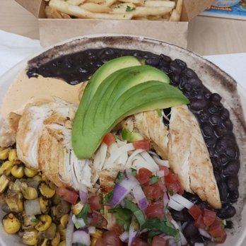 Chinollo - Baja bowl with Garlic Noodles and Golden Papitas. - New American Near Me - Carson, California