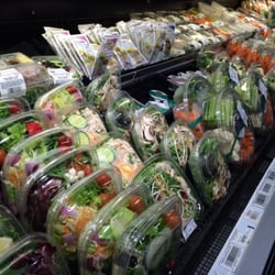 IGA Extra - Ready to go salads