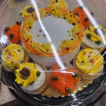 Vons - Cake plus - Grocery Near Me - Mira Loma, California Vons - Cake plus - Grocery Near Me - Mira Loma, California