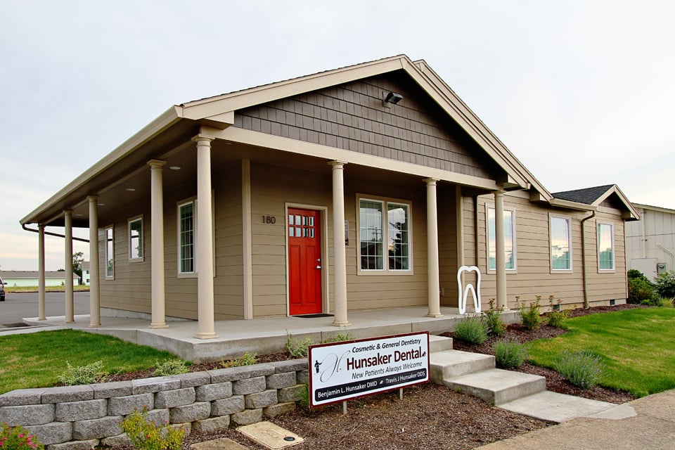 HUNSAKER DENTAL AUMSVILLE Updated September 2024 180 Main St