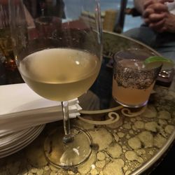 Easy Tiger - Orange wine & cocktail