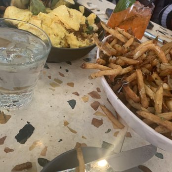 Social Kitchen & Bar - New American Near Me - Birmingham, Michigan