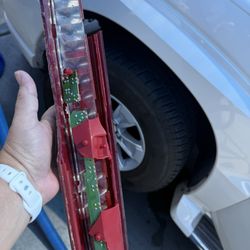 Super Star Car Wash - 83rd Ave & Thunderbird Rd - Third brake light