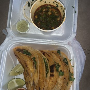 Estilo Jalisco - Birria tacos con consume - Mexican Near Me - Omaha, Nebraska