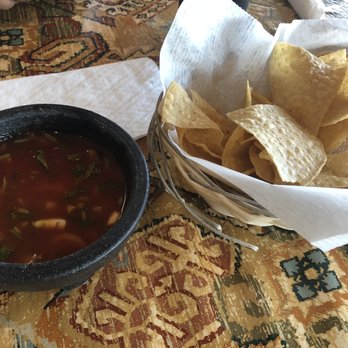 Servando's - Complimentary chips and salsa - Mexican Near Me - Winter Garden, Florida