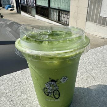 Picnic coffee - Iced matcha Latte - Coffee & Tea Near Me - Los Angeles, California Picnic coffee - Iced matcha Latte - Coffee & Tea Near Me - Los Angeles, California