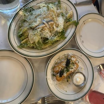 Bill’s Oyster - Cesar salad and mozzarella sticks - Seafood Near Me - Austin, Texas Bill’s Oyster - Cesar salad and mozzarella sticks - Seafood Near Me - Austin, Texas