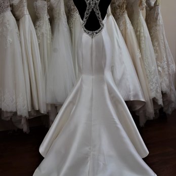 Donna's Bridal - Bridal Near Me - Northbrook, Illinois