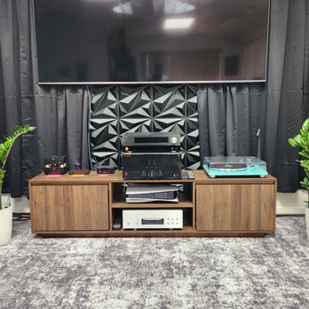 Santa Rosa Stereo - Don't be afraid to request your favorite songs to be streamed and then imagine taking the experience home. - High Fidelity Audio Equipment Near Me - Santa Rosa, California Santa Rosa Stereo - Don't be afraid to request your favorite songs to be streamed and then imagine taking the experience home. - High Fidelity Audio Equipment Near Me - Santa Rosa, California
