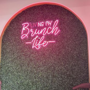 Madres Brunch - Brunch sign - Breakfast & Brunch Near Me - Bellflower, California Madres Brunch - Brunch sign - Breakfast & Brunch Near Me - Bellflower, California