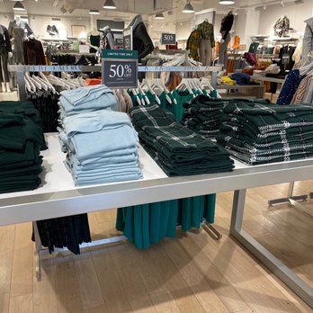 Ann Taylor Factory Store - Accessories Near Me - Livermore, California