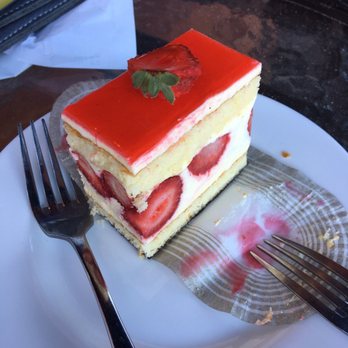 Sook Pastry - Strawberry cake - Bakeries Near Me - Ridgewood, New Jersey Sook Pastry - Strawberry cake - Bakeries Near Me - Ridgewood, New Jersey