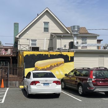G's Steaks and Grinders - Parking lot view - Cheesesteaks Near Me - Hartford, Connecticut G's Steaks and Grinders - Parking lot view - Cheesesteaks Near Me - Hartford, Connecticut
