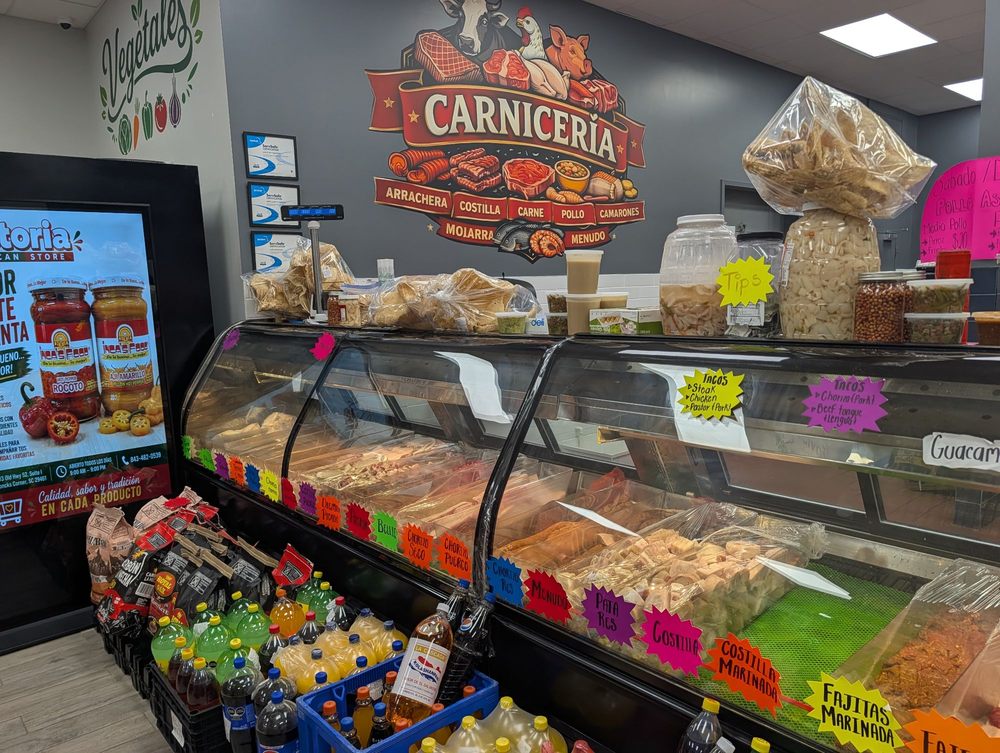Victoria Mexican Store Logo