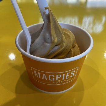 Magpies Softserve - Pumpkin pie and graham cracker swirl - Ice Cream & Frozen Yogurt Near Me - Los Angeles, California Magpies Softserve - Pumpkin pie and graham cracker swirl - Ice Cream & Frozen Yogurt Near Me - Los Angeles, California