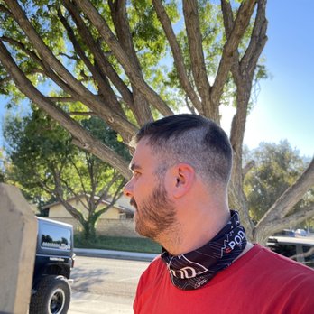 Supercuts - Botched men's haircut... basic men's haircut couldn't even fit it straight - Hair Salons Near Me - Valencia, California Supercuts - Botched men's haircut... basic men's haircut couldn't even fit it straight - Hair Salons Near Me - Valencia, California