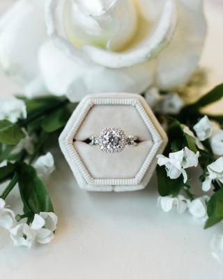 Malka Diamonds & Jewelry by null