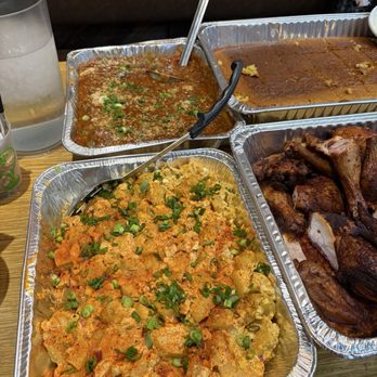 Brody's Restaurant - Potato salad, beans - Barbeque Near Me - Sacramento, California