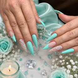 Nail Isle