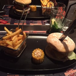 Road House Café - Spicy Road Burger