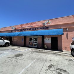 Riverside Supermarket - Storefront