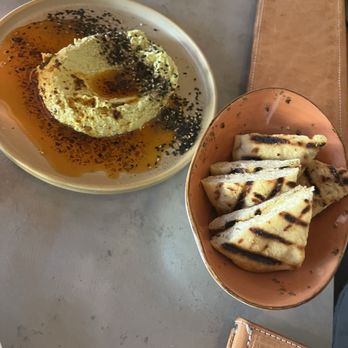 Gràcia Mediterranean - Hummus & pita - Cocktail Bars Near Me - Austin, Texas Gràcia Mediterranean - Hummus & pita - Cocktail Bars Near Me - Austin, Texas