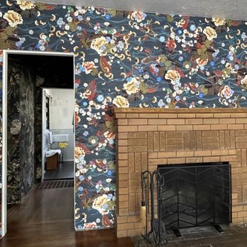 Magic Wallpapering - Living room accent wall - Wallpapering Near Me